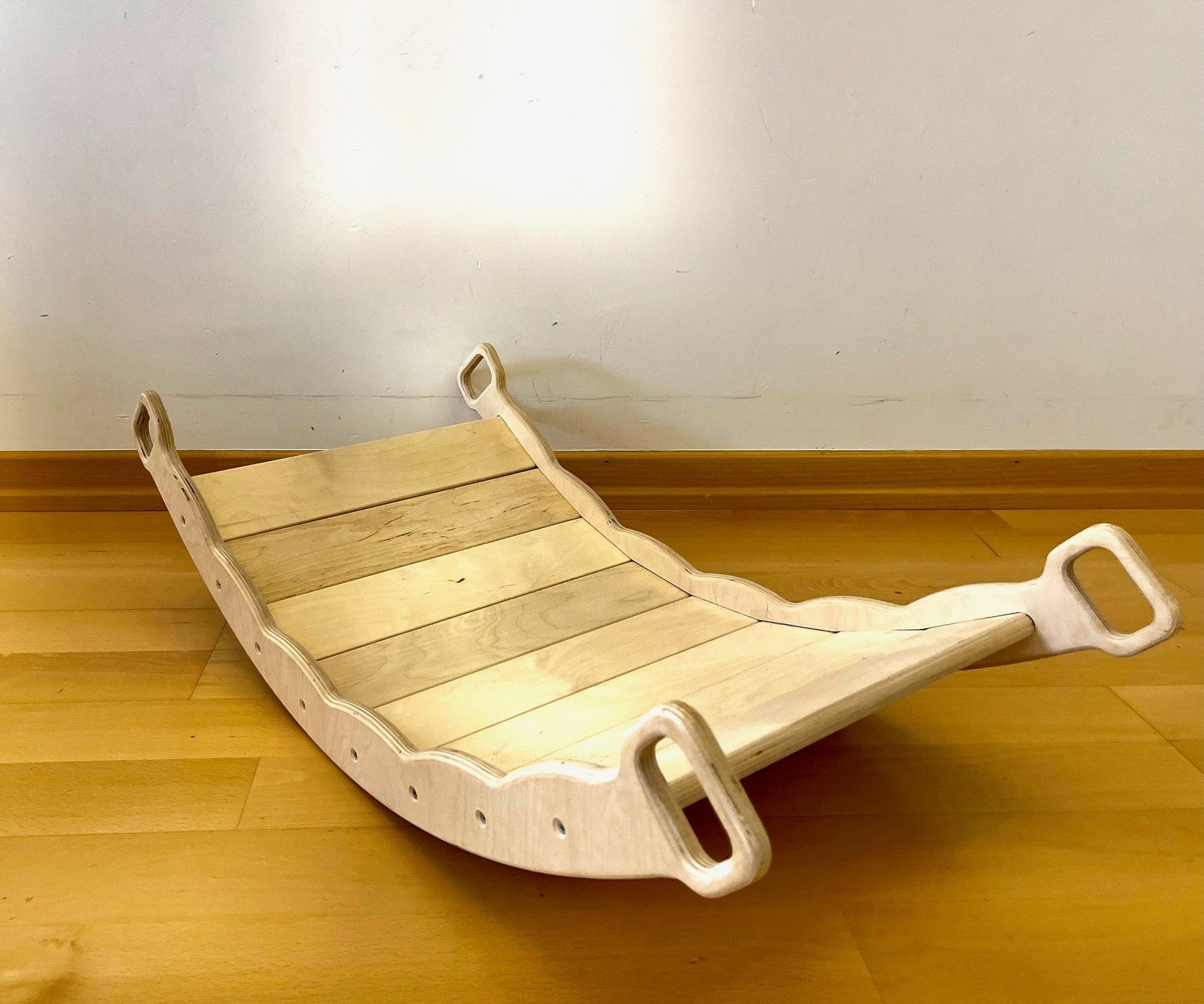 montessori balance board arch front view