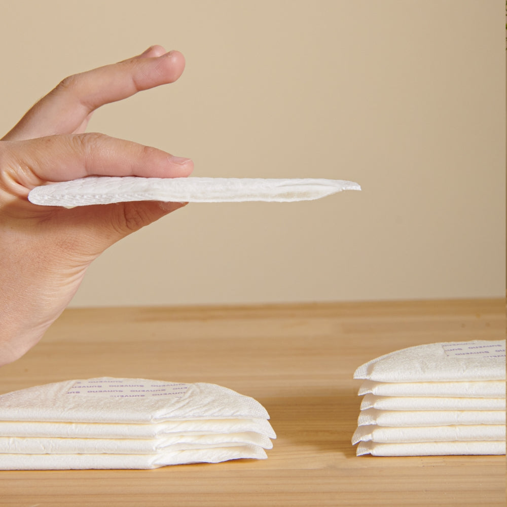 ultra thin nursing pads showcasing thinness 